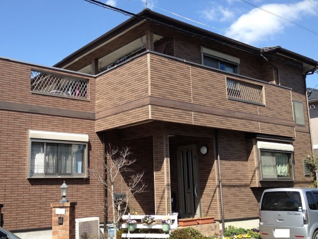      ▽小郡市三沢　　Ｈ様邸　　　〈屋根・外壁塗装工事〉